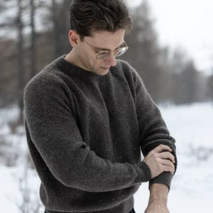 Men’s luxury Mongolian yak wool loose jumper with relaxed fit