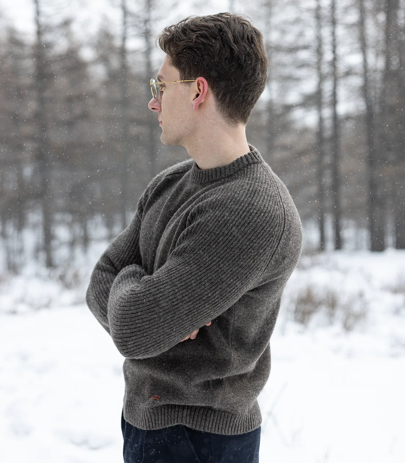 Men’s classic yak wool jumper with breathable cold-weather comfort