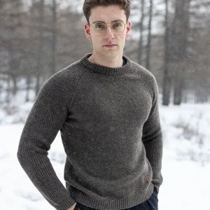 Men’s 100% Mongolian yak wool classic jumper in natural dark grey